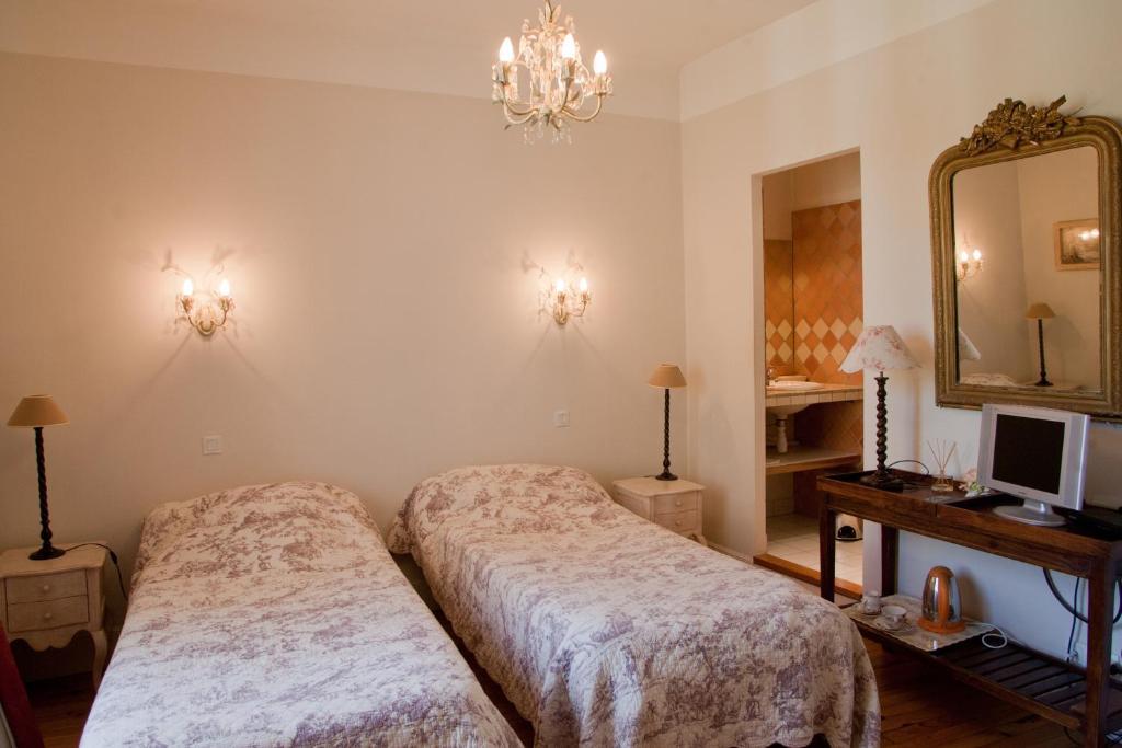 Chambres D'Hotes Les Pratges Figeac Δωμάτιο φωτογραφία